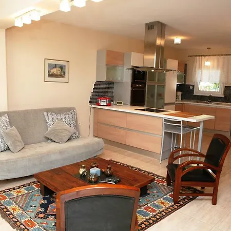Luxury Sunny Near To Water-park Holiday home *